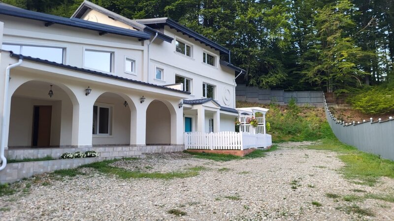Valea Neagra, Statiunea Cheia, Prahova complex rezidential sau pensiune